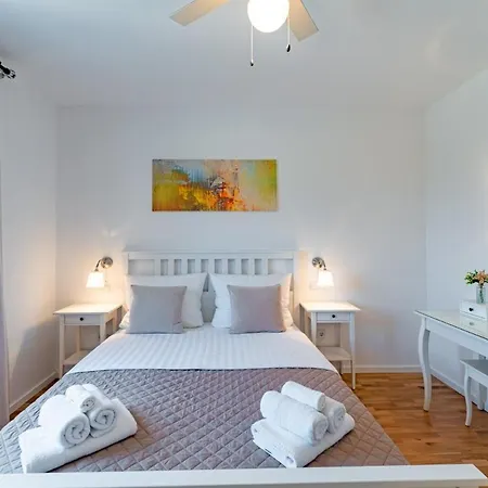 Villa Vida In - Haus Fuer 8 Personen Vodnjan