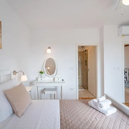 Vida In - Haus Fuer 8 Personen * Vodnjan
