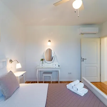 Villa Vida In - Haus Fuer 8 Personen