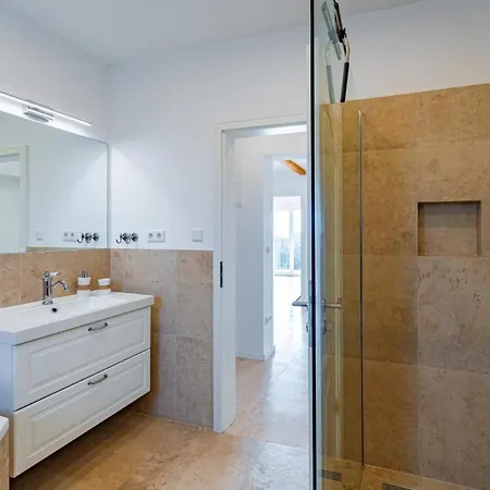 Vida In - Haus Fuer 8 Personen Villa Vodnjan