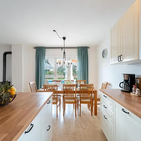 Vida In - Haus Fuer 8 Personen Vodnjan