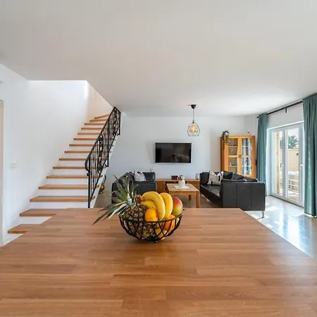 Vida In - Haus Fuer 8 Personen