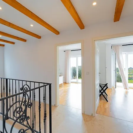 Vida In - Haus Fuer 8 Personen Villa